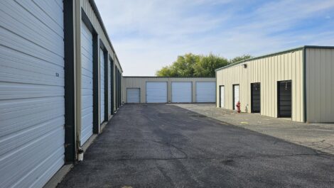 Corner of a row of exterior storage units at the Towne Storage West Haven Storage Facility